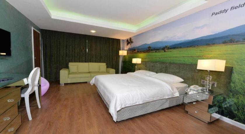 Unic Hotel Кота-Кинабалу Экстерьер фото